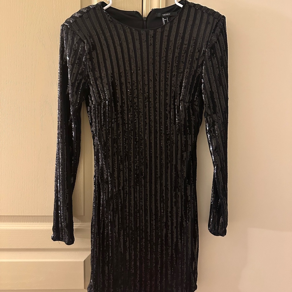 Black sequin party dress